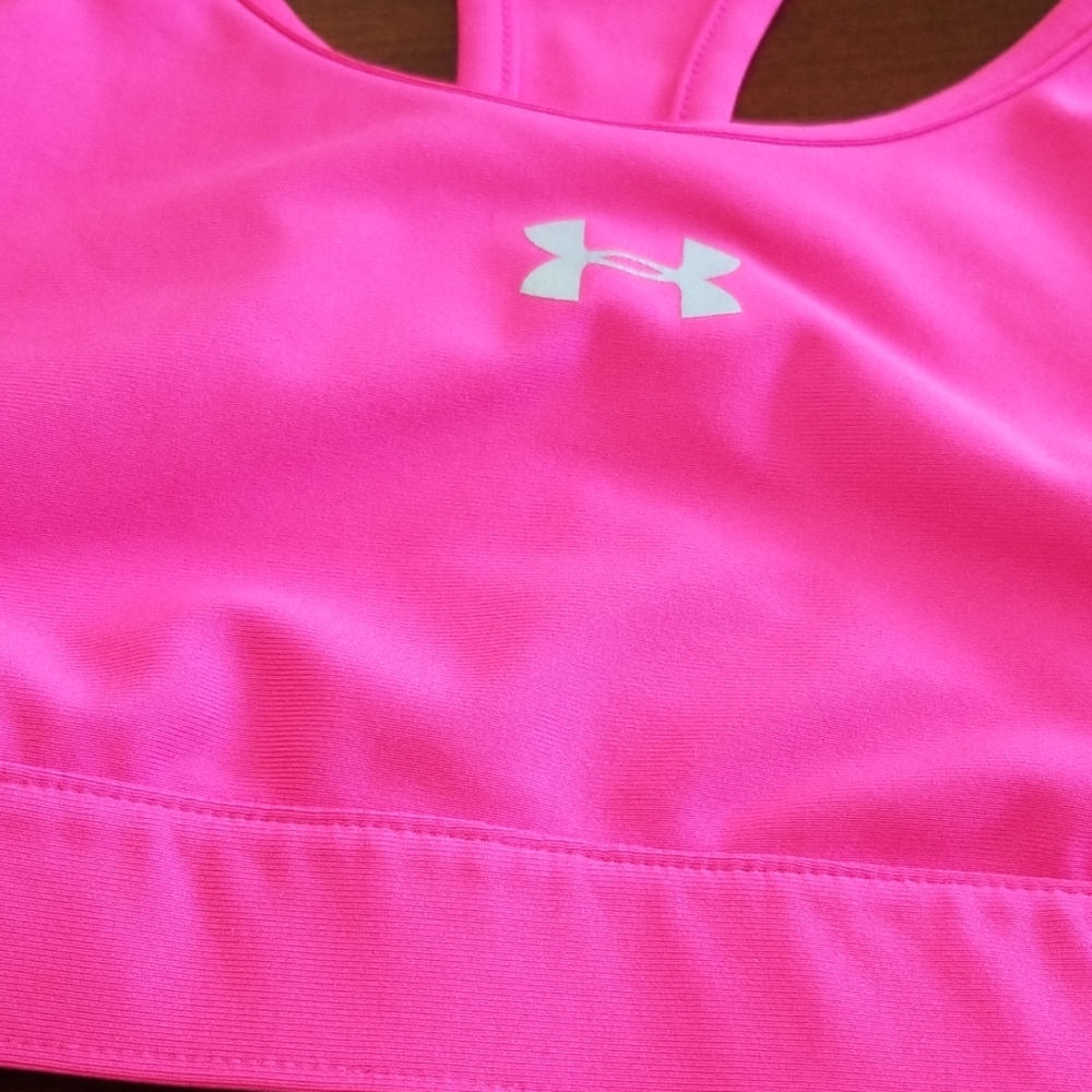 UNDER ARMOUR ๐ HEAT GEAR SPORTS BRA - Picture 2 of 8